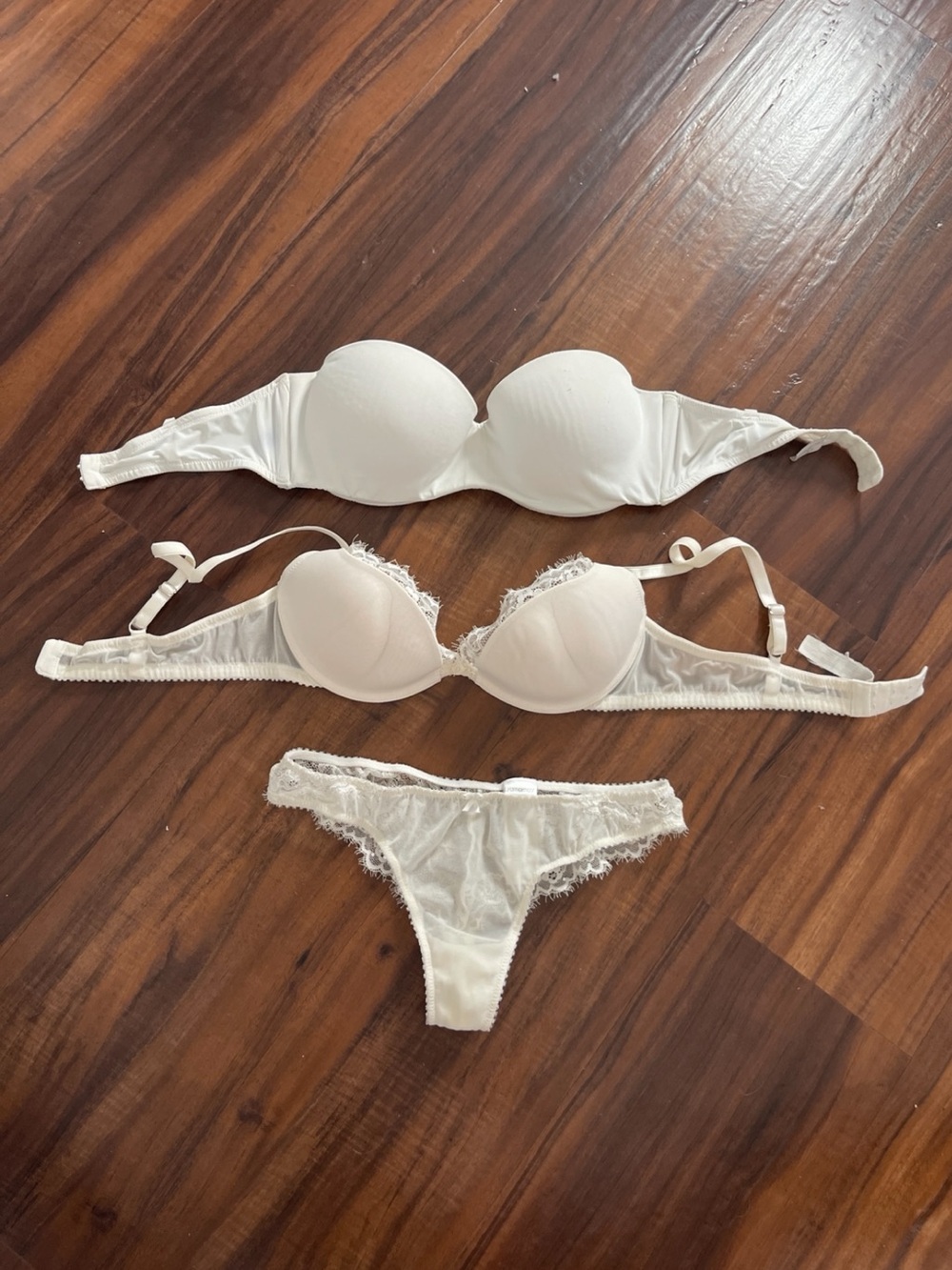 Lingerie Lot: 2-Piece Lace Set + 1 Extra Strapless Bra
